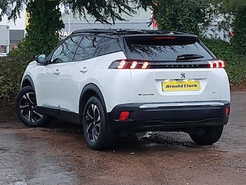 Used Peugeot 2008 2022 for sale - 77371134: Photo