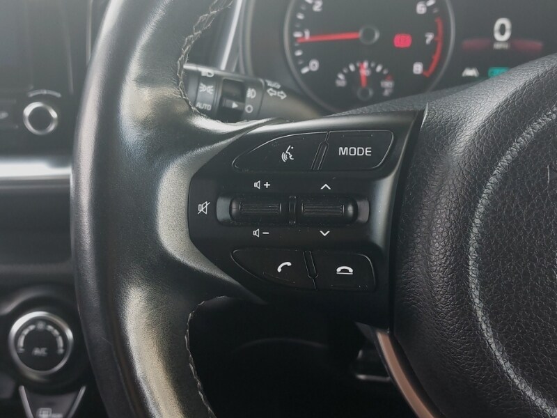 Used Kia Stonic 2023 for sale - 76183635: Photo 13