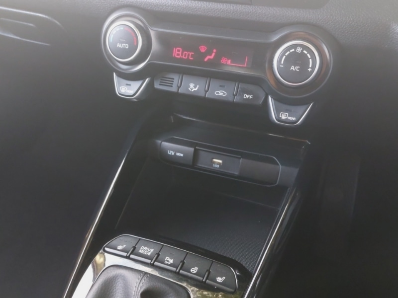 Used Kia Stonic 2023 for sale - 76183635: Photo 18