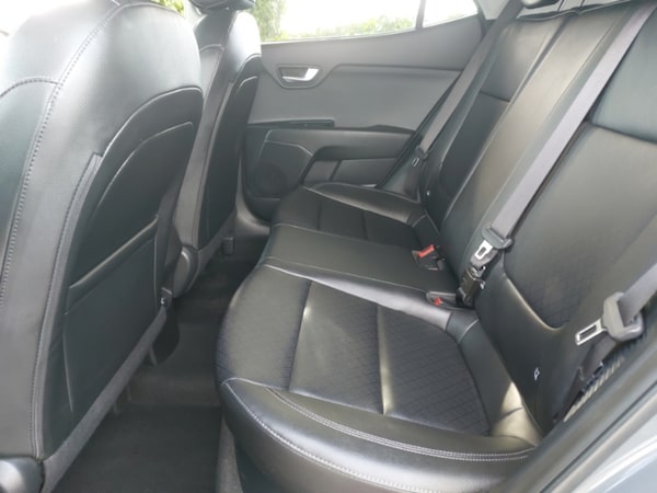Used Kia Stonic 2023 for sale - 76183635: Photo 6