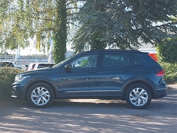 Used Volkswagen Tiguan 2024 for sale - 76150430: Photo 4