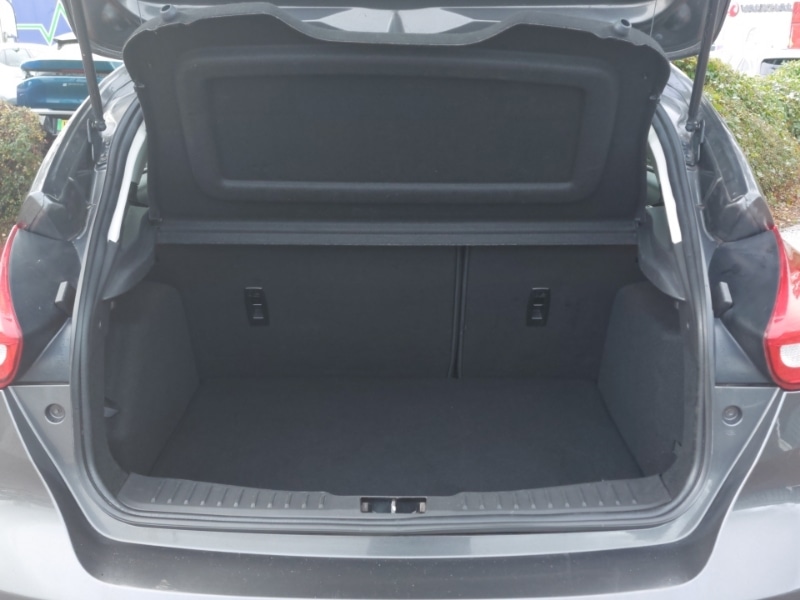 Used Ford Focus 2016 for sale - 76906428: Photo 8