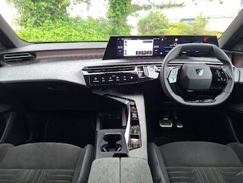Used Peugeot 3008 2024 for sale - 78872339: Photo