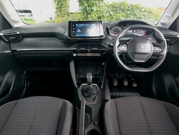 Used Peugeot 208 2021 for sale - 76226054: Photo 2