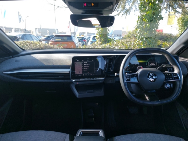 Used Renault Megane E Tech 2023 for sale - 77933388: Photo 2