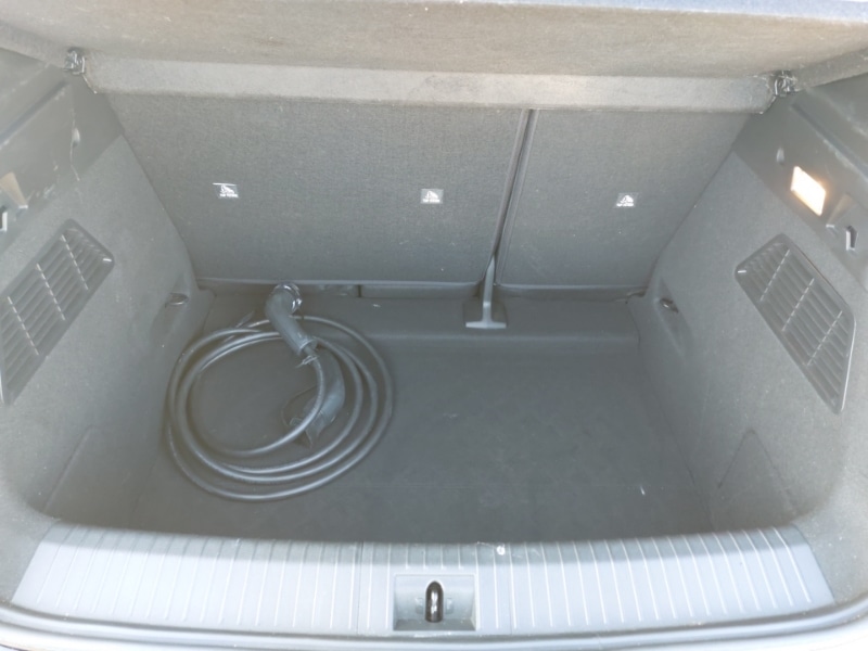 Used Renault Megane E Tech 2023 for sale - 77933388: Photo 8