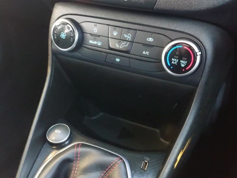 Used Ford Fiesta 2019 for sale - 77090356: Photo 18