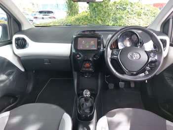 Used Toyota AYGO 2017 for sale - 75300414: Photo