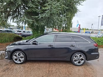 Used Kia Ceed 2021 for sale - 79704078: Photo