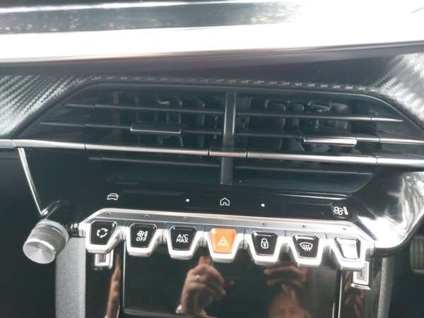 Used Peugeot 2008 2024 for sale - 75695450: Photo 16