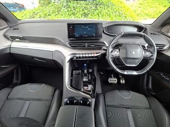 Used Peugeot 5008 2023 for sale - 78783162: Photo