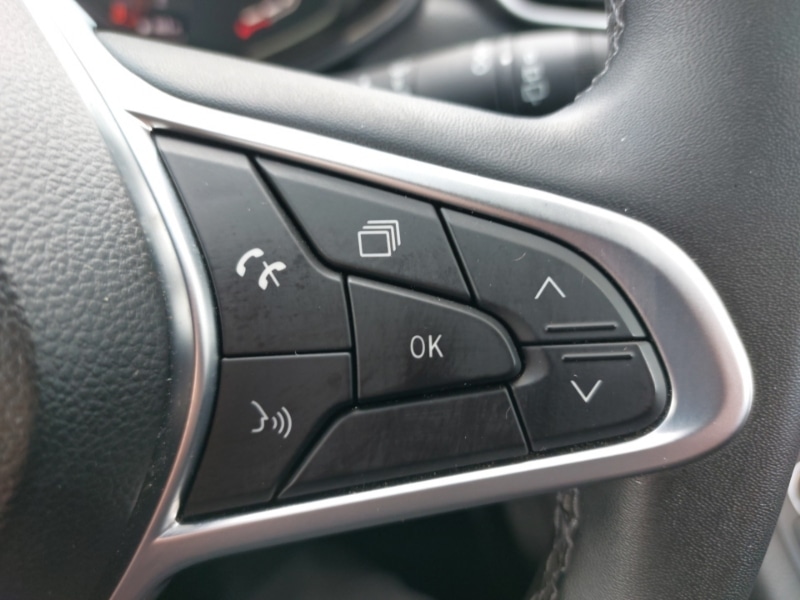 Used Renault Clio 2023 for sale - 76708234: Photo 19