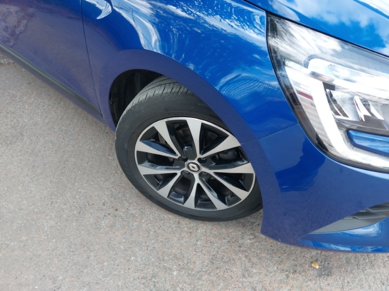 Used Renault Clio 2023 for sale - 76708234: Photo 9