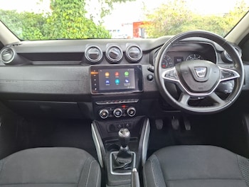Used Dacia Duster 2022 for sale - 79550090: Photo