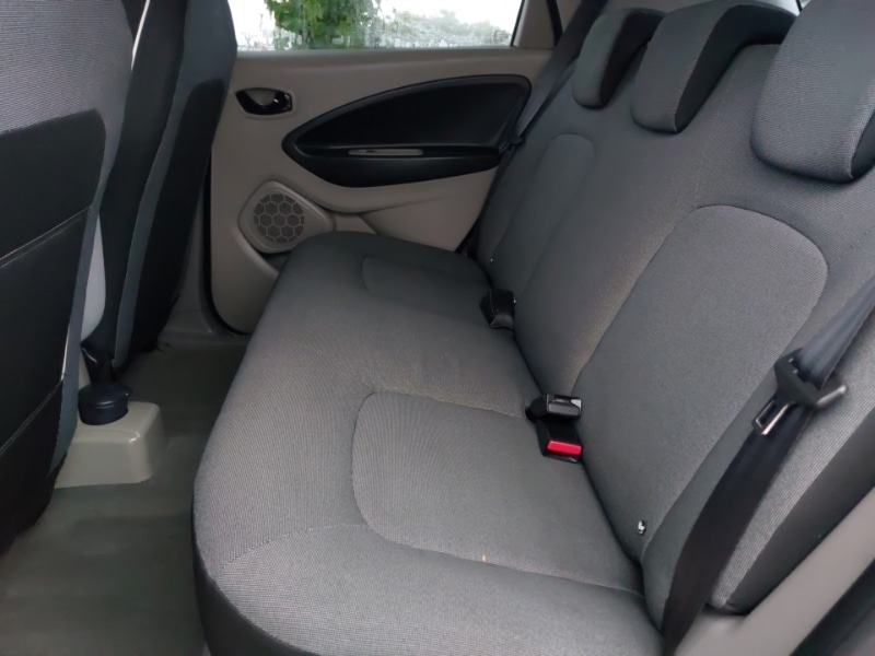 Used Renault Zoe 2014 for sale - 77265037: Photo 6