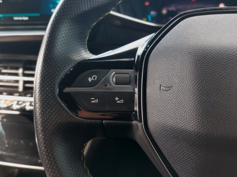 Used Peugeot 2008 2021 for sale - 76779405: Photo 13