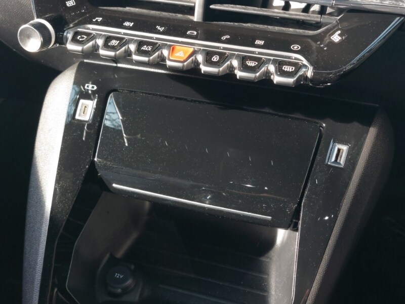 Used Peugeot 2008 2021 for sale - 76779405: Photo 17