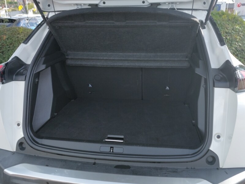 Used Peugeot 2008 2021 for sale - 76779405: Photo 8