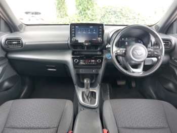 Used Toyota Yaris Cross 2022 for sale - 75152106: Photo