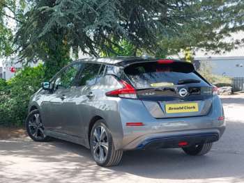 Used Nissan Leaf 2021 for sale - 74856141: Photo