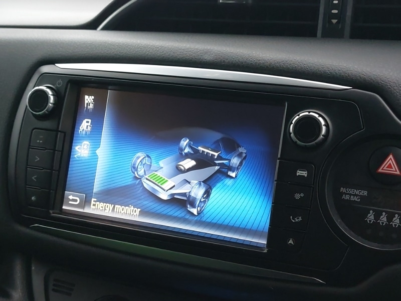 Used Toyota Yaris 2017 for sale - 76785511: Photo 16