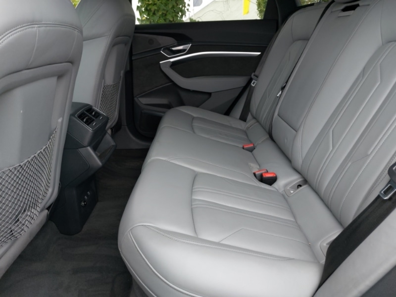 Used Audi e-tron 2021 for sale - 77797443: Photo 6