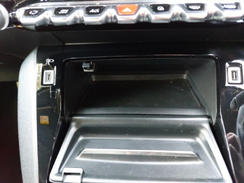 Used Peugeot 208 2023 for sale - 77992429: Photo 15