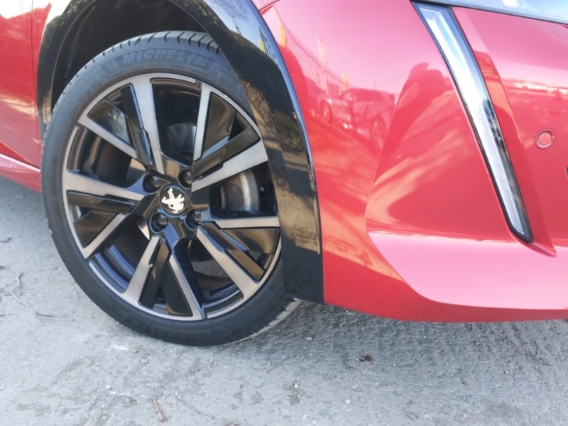 Used Peugeot 208 2023 for sale - 77992429: Photo 9