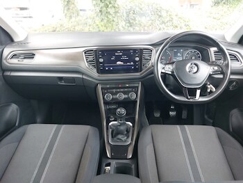 Used Volkswagen T-Roc 2019 for sale - 78317662: Photo