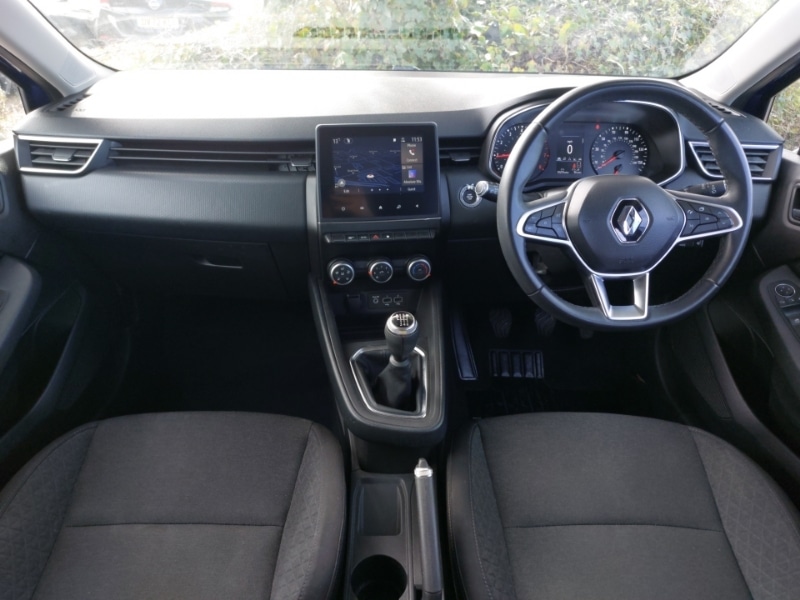 Used Renault Clio 2021 for sale - 77837876: Photo 2