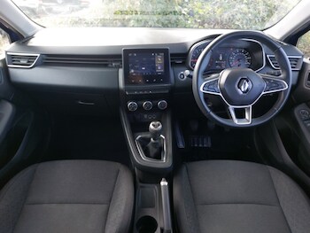 Used Renault Clio 2021 for sale - 77837876: Photo