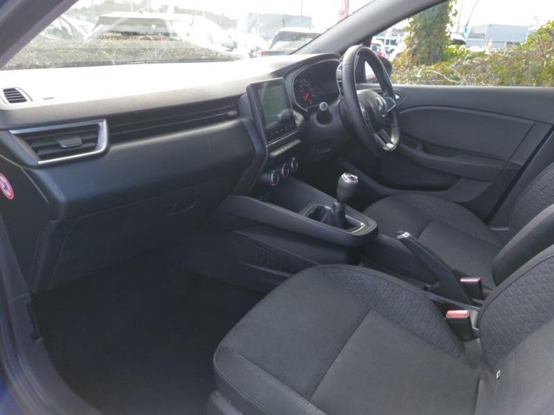 Used Renault Clio 2021 for sale - 77837876: Photo 5