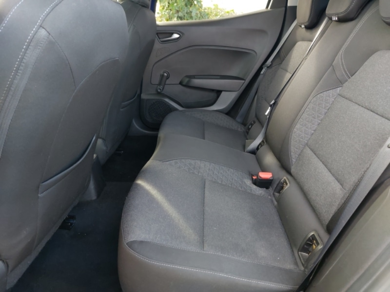 Used Renault Clio 2021 for sale - 77837876: Photo 6