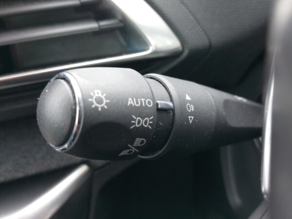 Used Peugeot 3008 2022 for sale - 75640547: Photo 13