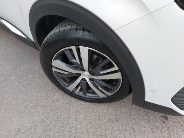 Used Peugeot 3008 2022 for sale - 75640547: Photo 9