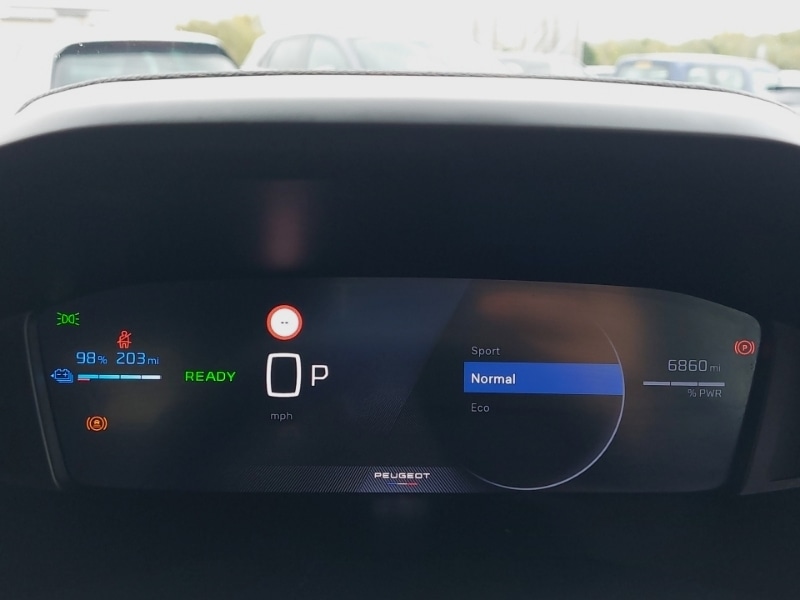 Used Peugeot 2008 2025 for sale - 76427478: Photo 15