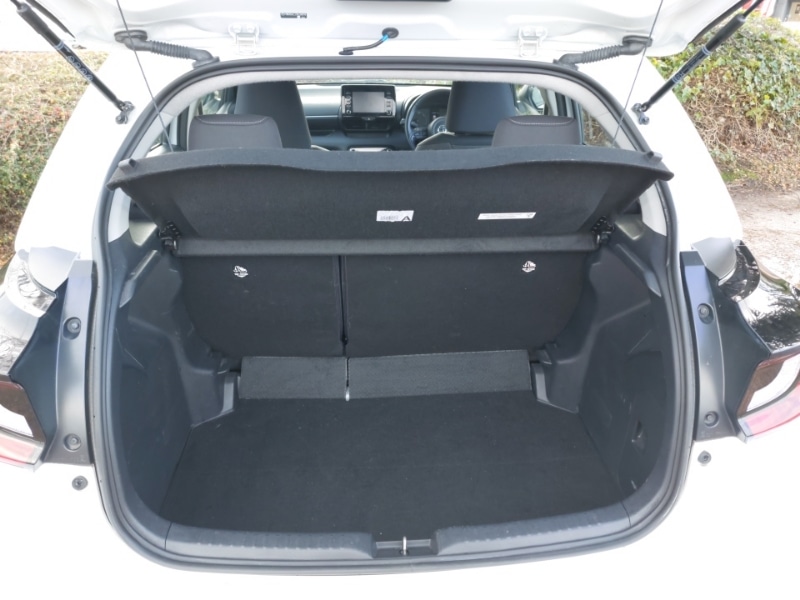 Used Toyota Yaris 2023 for sale - 77251790: Photo 8