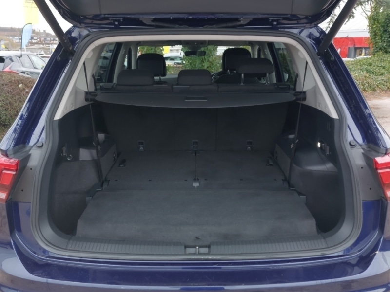 Used Volkswagen Tiguan Allspace 2023 for sale - 77596639: Photo 8