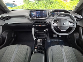 Used Peugeot 2008 2025 for sale - 78803482: Photo
