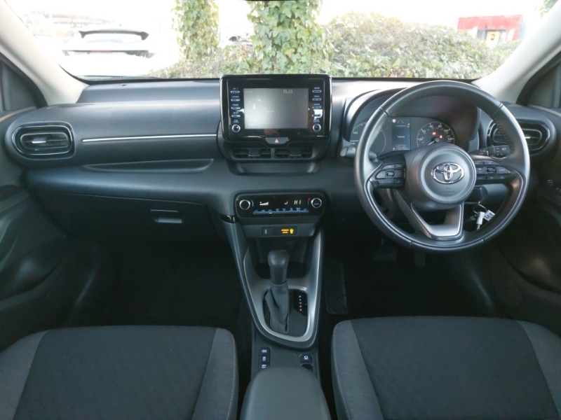 Used Toyota Yaris 2023 for sale - 77580514: Photo 2
