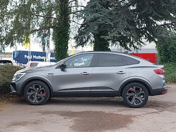 Used Renault Arkana 2022 for sale - 76365371: Photo