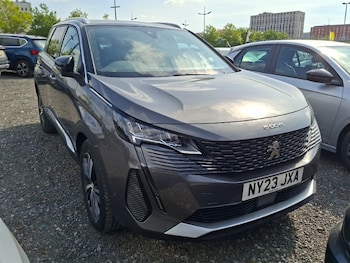 Used Peugeot 5008 2023 for sale - 79529612: Photo