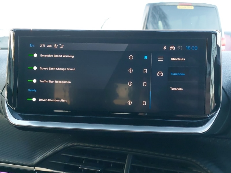 Used Peugeot 2008 2025 for sale - 76834536: Photo 17