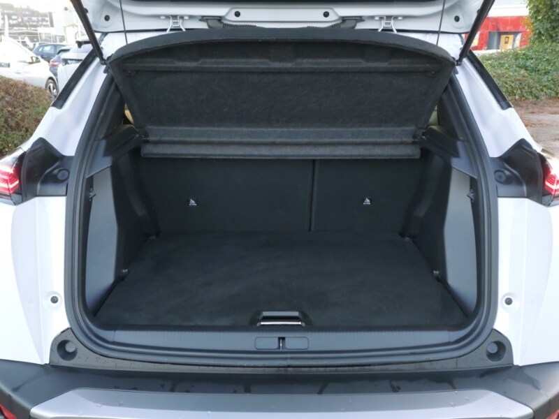 Used Peugeot 2008 2025 for sale - 76834536: Photo 8