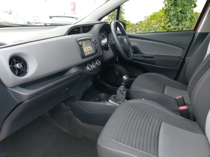 Used Toyota Yaris 2019 for sale - 76628678: Photo 5