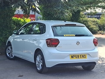 Used Volkswagen Polo 2018 for sale - 79242944: Photo