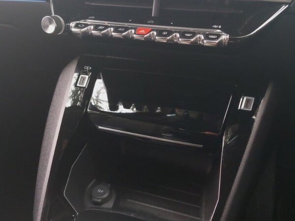Used Peugeot 2008 2024 for sale - 76238327: Photo 18