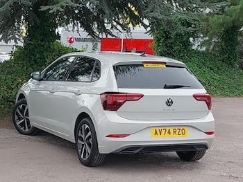 Used Volkswagen Polo 2024 for sale - 75622156: Photo