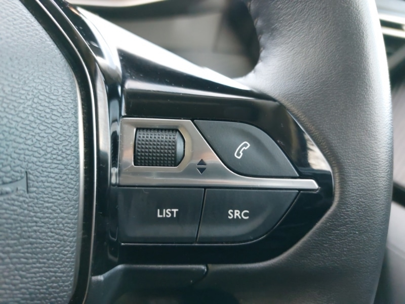 Used Peugeot 2008 2022 for sale - 76906424: Photo 17