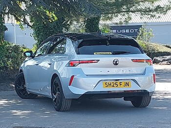 Used Vauxhall Astra 2025 for sale - 78333834: Photo